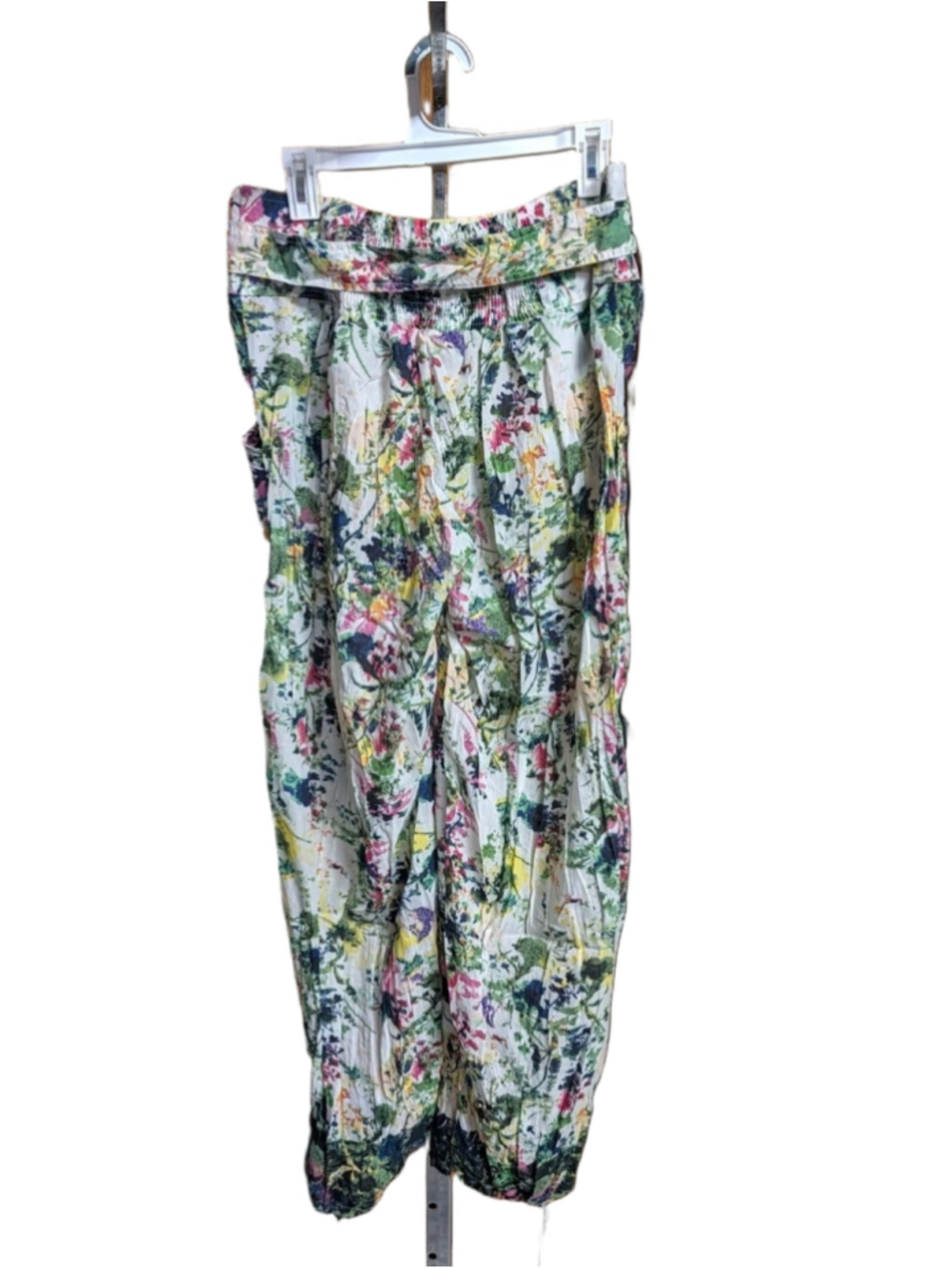 Floral Watercolor Wide-Leg Boho Pants With Elastic Waist And Belt.